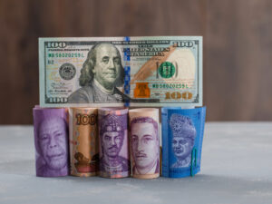 Read more about the article The Dollar Strikes Back: How Long Can the King of Forex Reign?